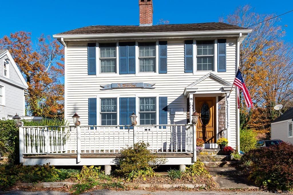 95 E Main St, Clinton, CT 06413