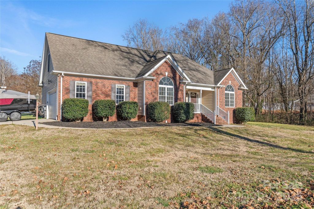300 Brightwood Ct SW, Concord, NC 28025