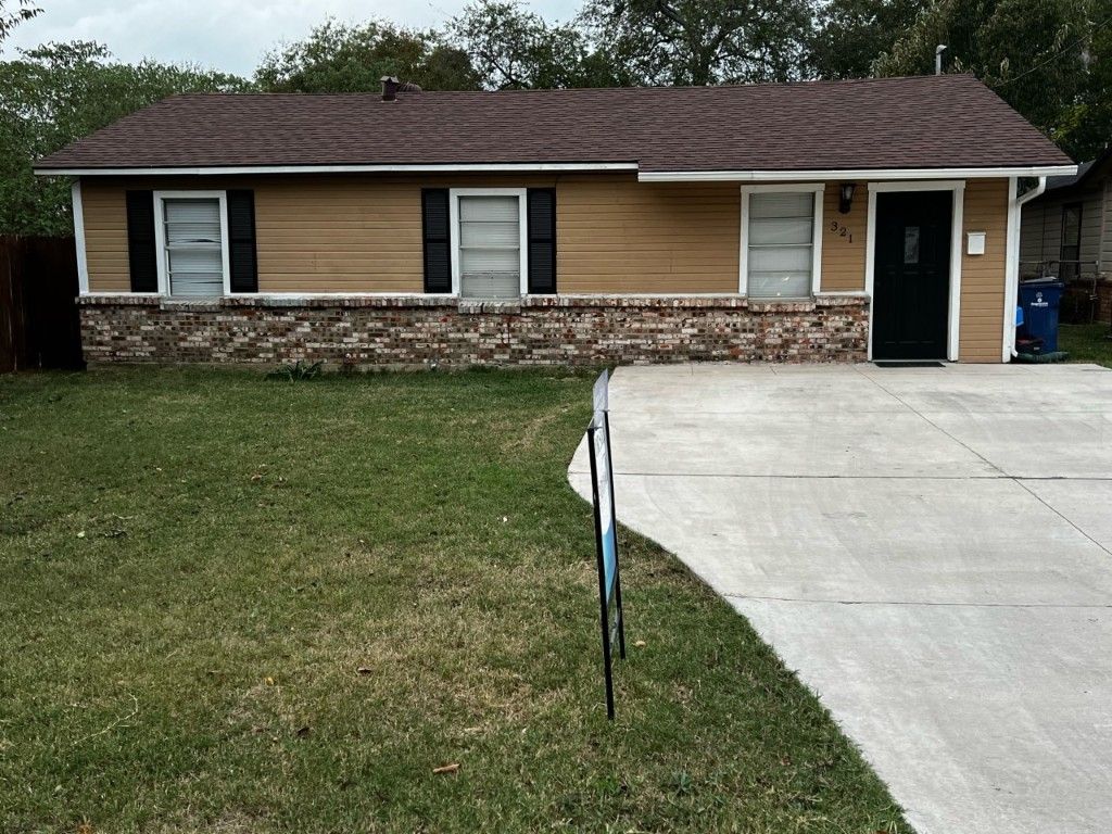 321 Holley St, Everman, TX 76140