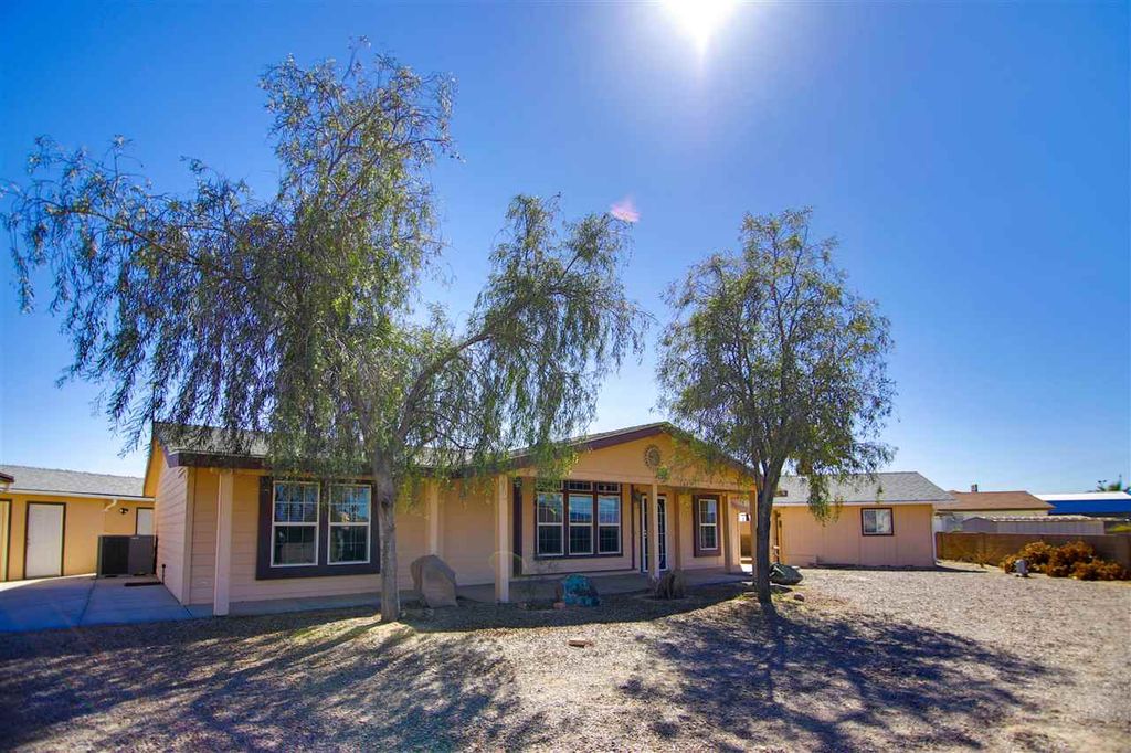 10239 N Mohawk Blvd, Wellton, AZ 85356