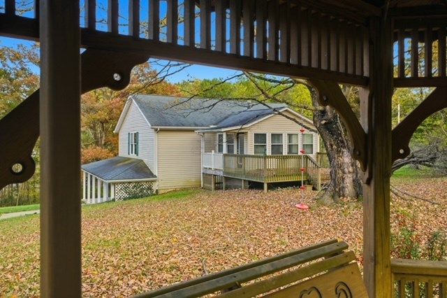 view 37th full size image of this home