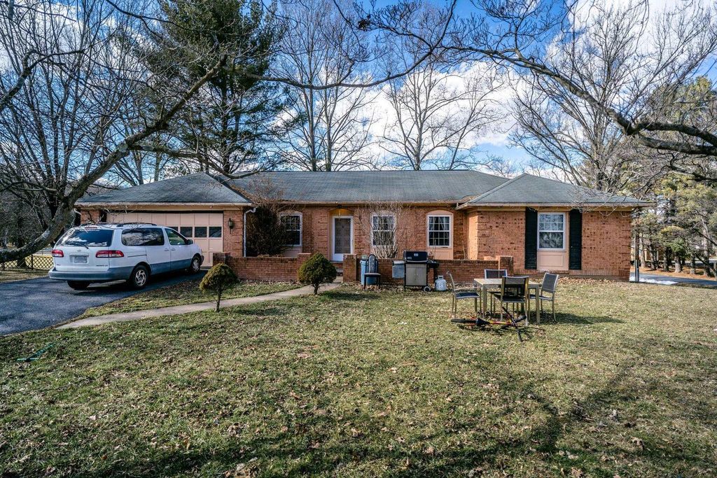 103 Cherry Ave, Grottoes, VA 24441 Trulia
