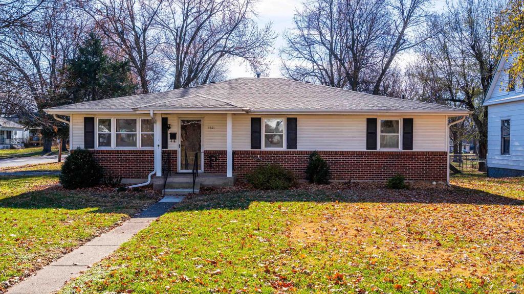 1601 W 18th St, Sedalia, MO 65301 Trulia