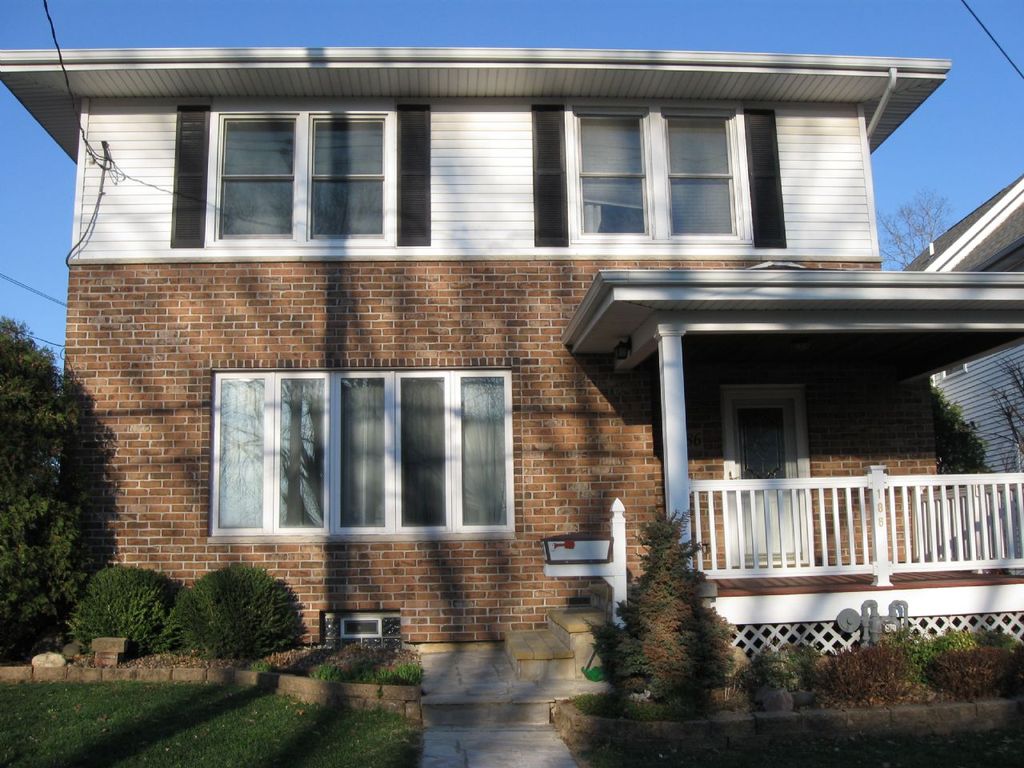 186 N Grandview Ave, Dubuque, IA 52001 Trulia