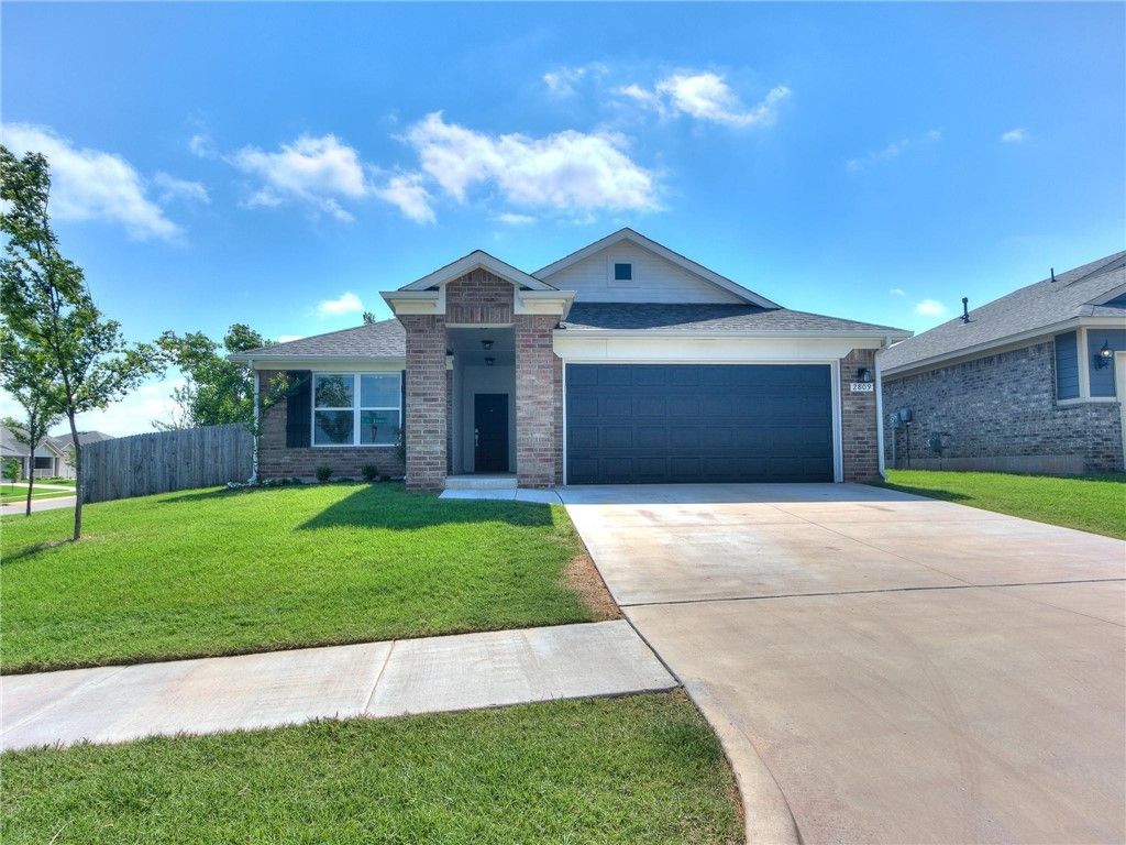 2809 Leopard Lily Dr, Norman, OK 73069