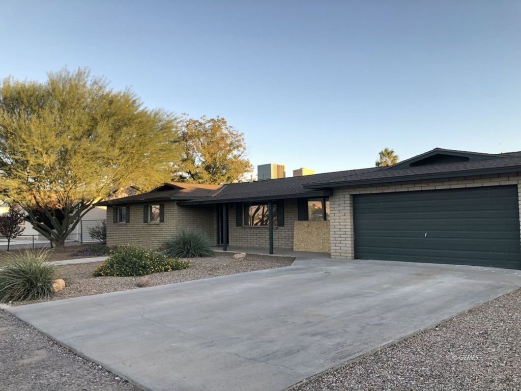 1847 W Relation St, Safford, AZ 85546