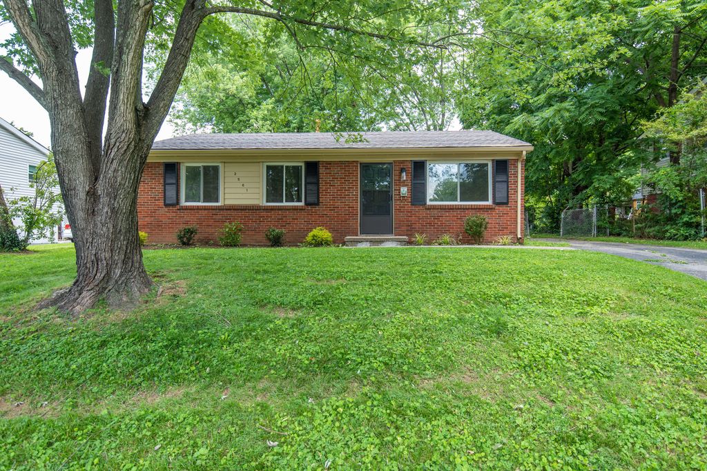3561 Rocky Hill Ter, Lexington, KY 40517