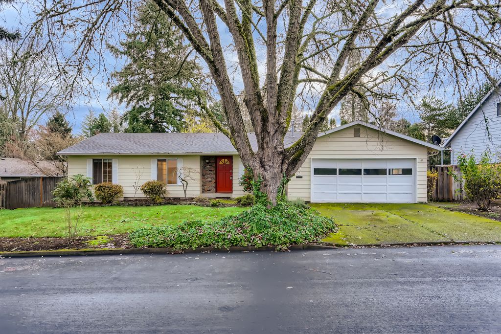 5890 SW 205th Ave, Aloha, OR 97078