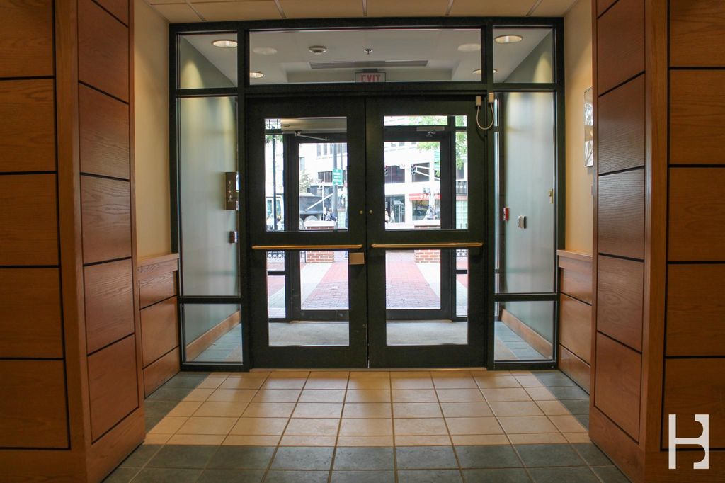 632 Massachusetts Ave, Cambridge, MA 02139