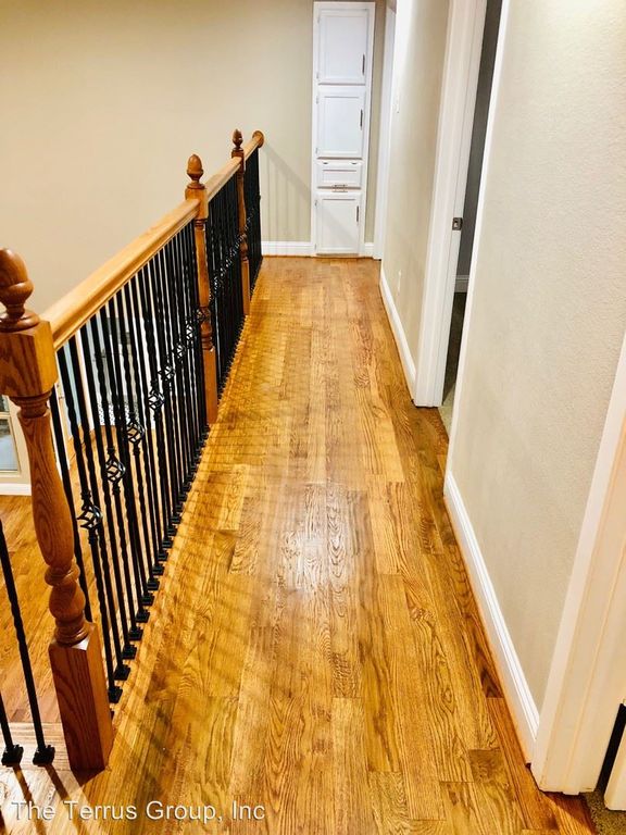 9404 Moss Farm Ln, Dallas, TX 75243