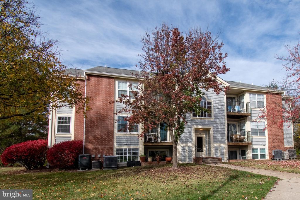 109 Water Fountain Way 203, Glen Burnie, MD 21060 MLS MDAA2073526