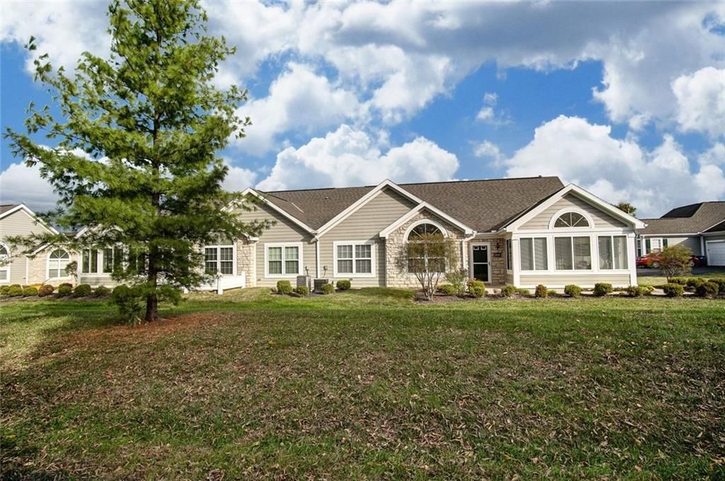 4668 Cobblestone Dr, Tipp City, OH 3 Bed, 2 Bath Condo 37 Photos