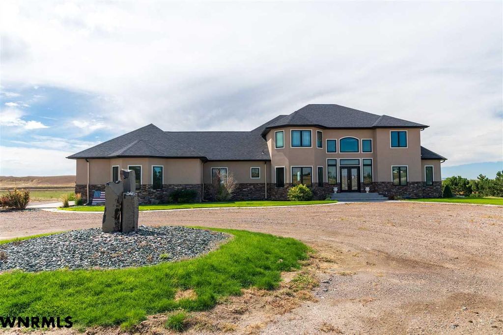 70180 County Road 31, Minatare, NE 69356