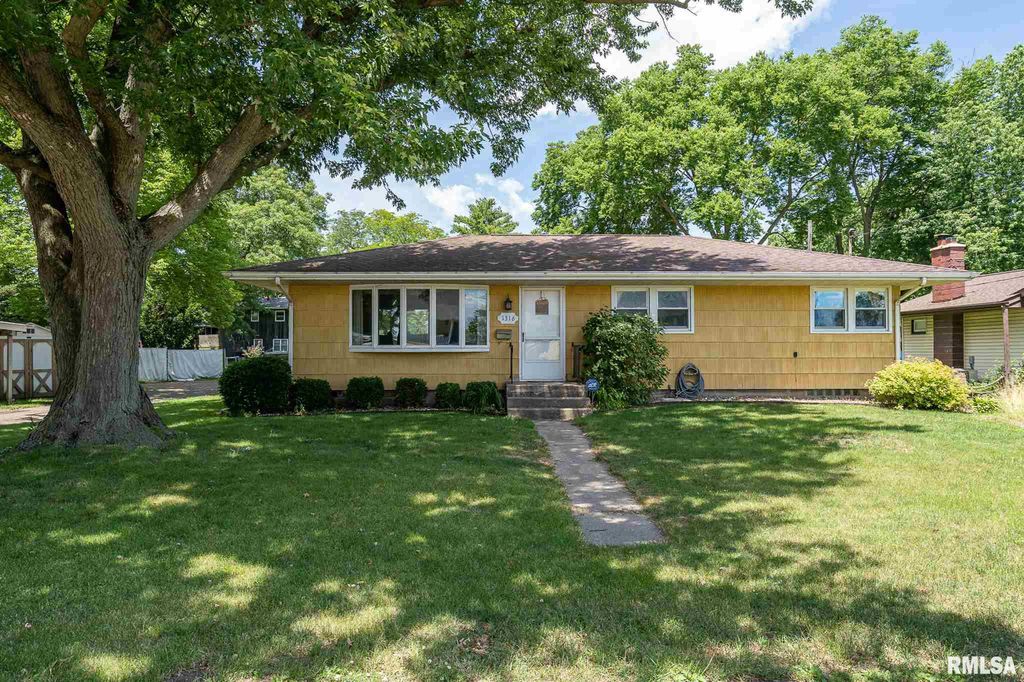 1316 2nd St, Camanche, IA 52730 Trulia