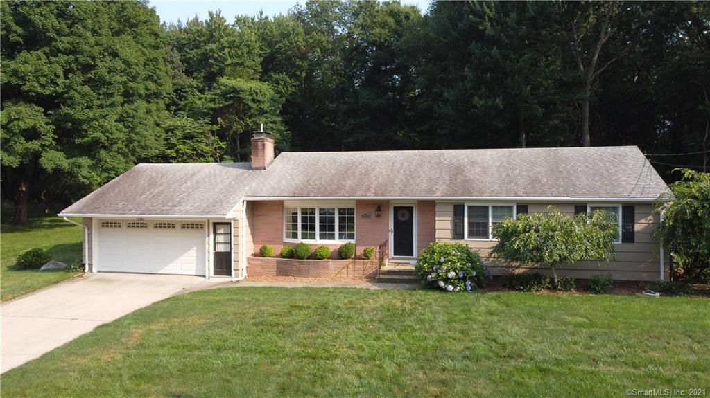 75 Lilibeth Dr, Stratford, CT 06614