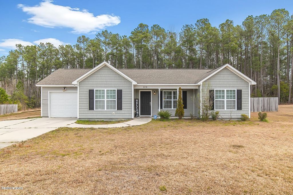 102 Blossom Ct, Maple Hill, NC 3 Bed, 2 Bath SingleFamily Home 28