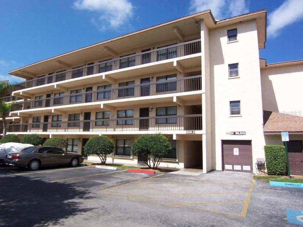 515 30th Ave W #H208, Bradenton, FL 34205