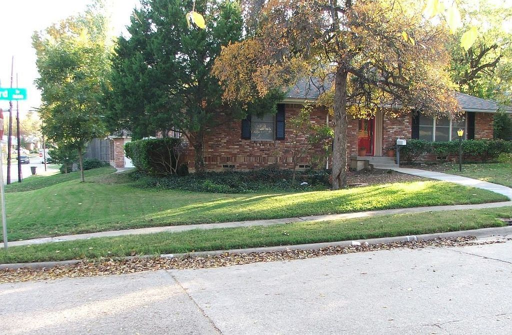 8836 Hanford Dr, Dallas, TX 75243