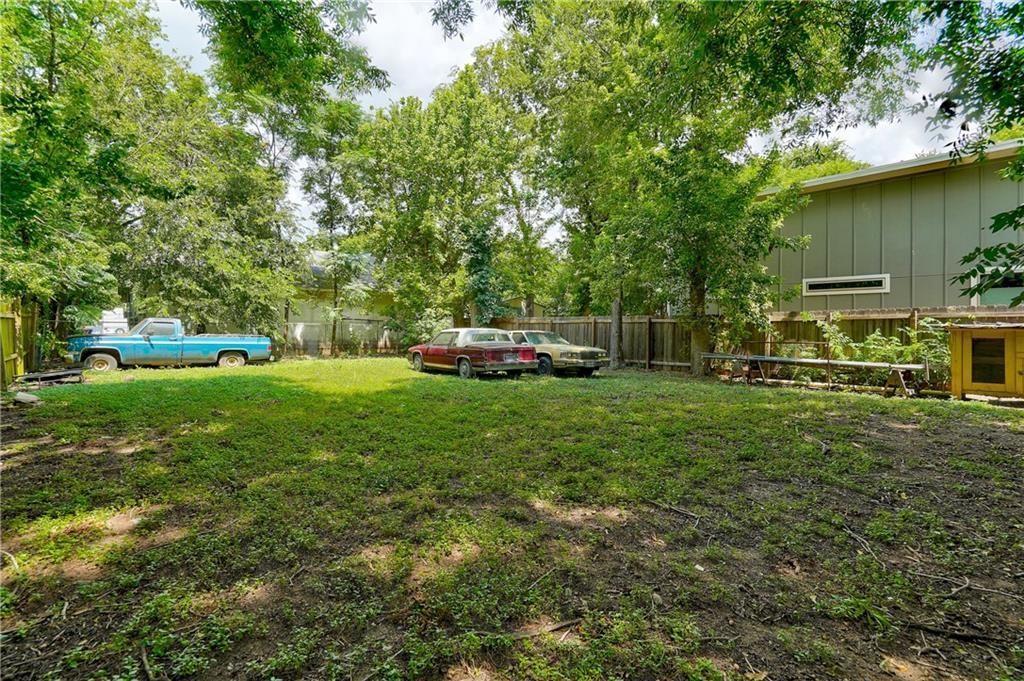 1118 3/4 Gunter St, Austin, TX 78702