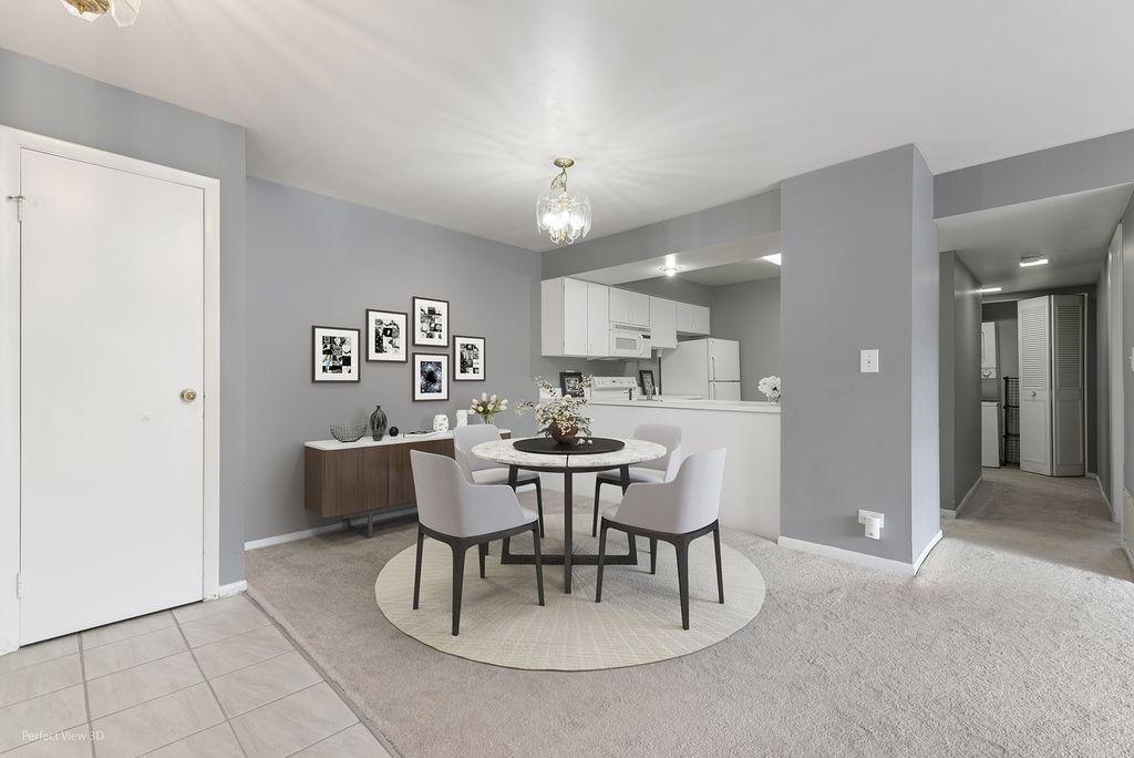 4506 Kings Walk Dr #1B, Rolling Meadows, IL 60008
