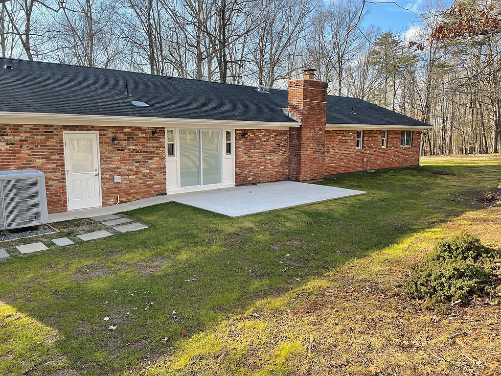 8251 Old Dumfries Rd, Catlett, VA 20119 3 Bed, 3 Bath SingleFamily Home 27 Photos Trulia