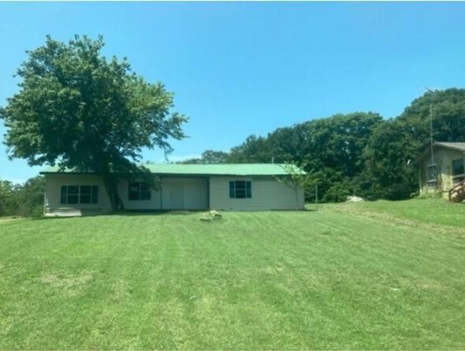 3198 Osage Rd, Sulphur, OK 73086