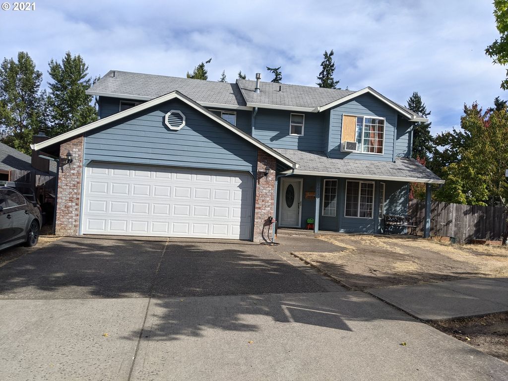 10032 NE 19th St, Vancouver, WA 98664