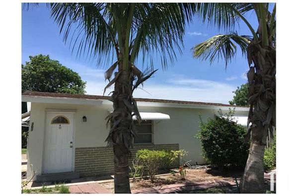301 SE 21st Ave, Boynton Beach, FL 33435