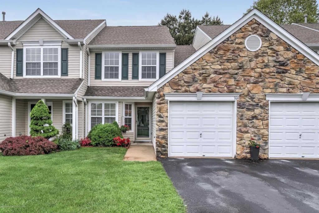 704 Carnation Dr, Brick, NJ 08724 Trulia