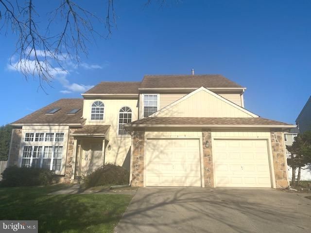29 Bridle Ln, Sewell, NJ 08080