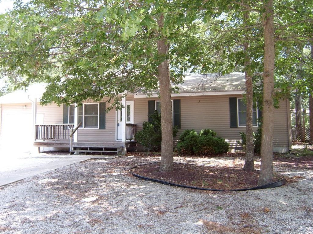 173 Mermaid Dr, Manahawkin, NJ - 3 Bed, 2 Bath Single-Family Home - 40