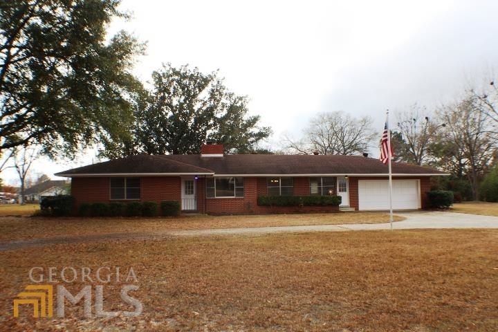 1406 N Jefferson St, Dublin, GA 31021
