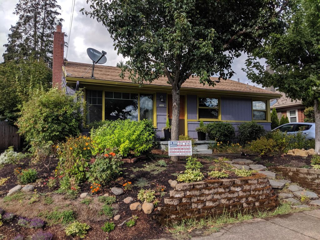 Address Not Disclosed, Portland, OR 97213