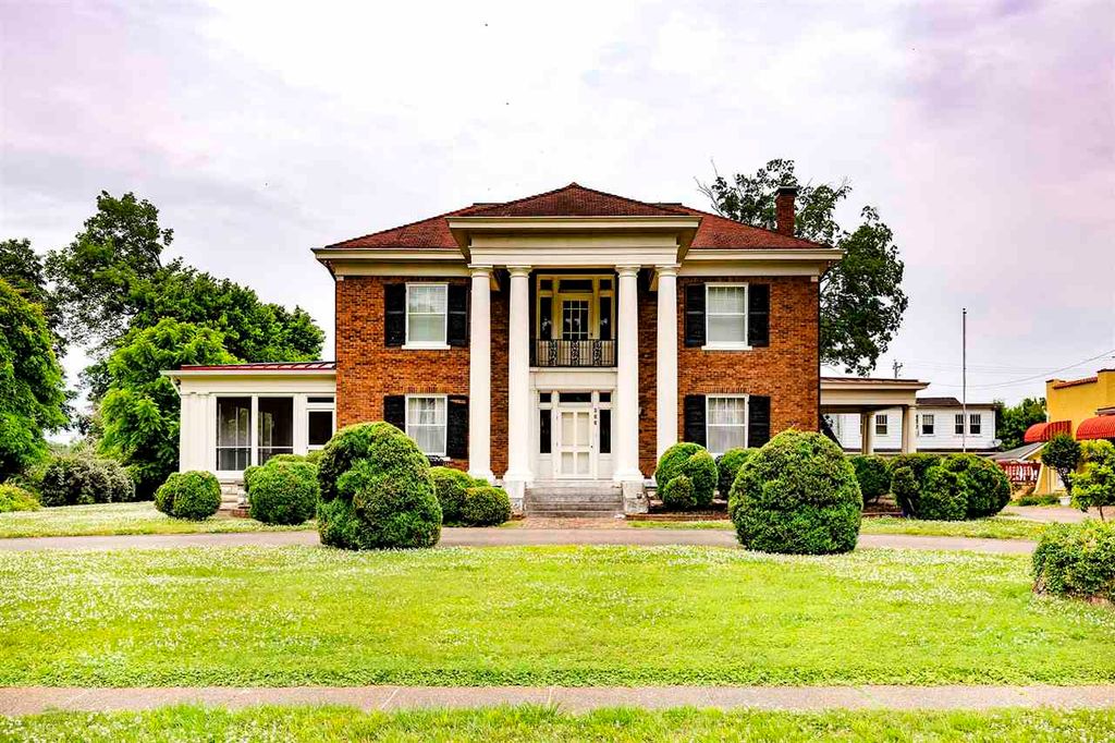 306 W 6th St, Russellville, KY 42276
