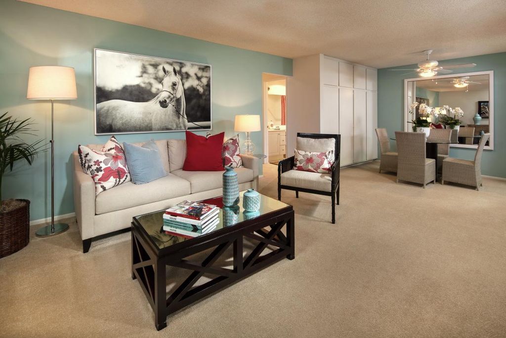 17560 Rosa Drew Ln, Irvine, CA 92612
