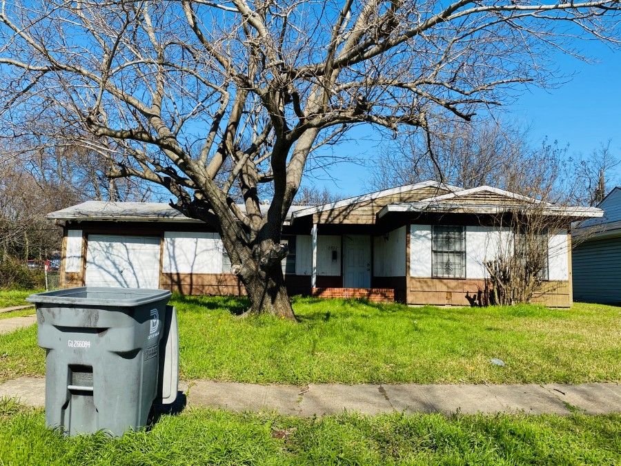2827 Modree Ave, Dallas, TX 75216