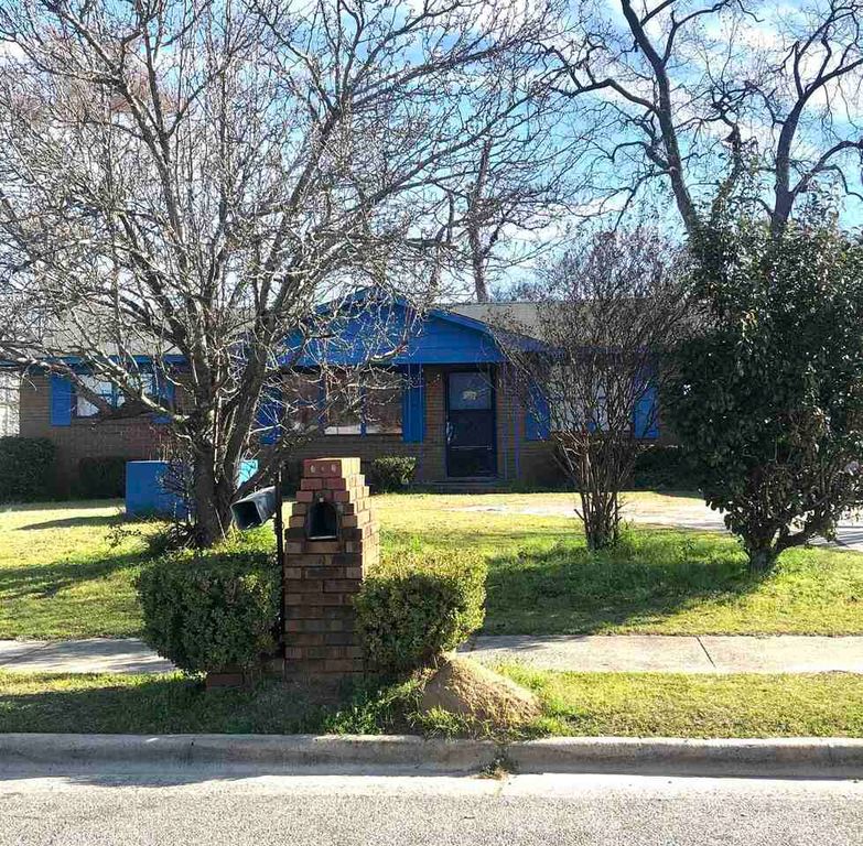 401 S Franklin St, Dublin, GA 31021