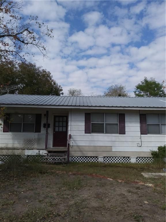 1127 E 3rd St, Alice, TX 78332 Trulia