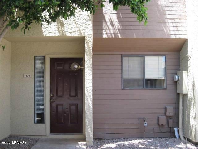 1324 S McKemy St, Tempe, AZ 85281