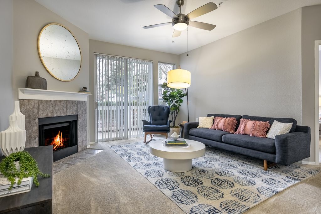 2615 NE Amberglen Pkwy, Hillsboro, OR 97124