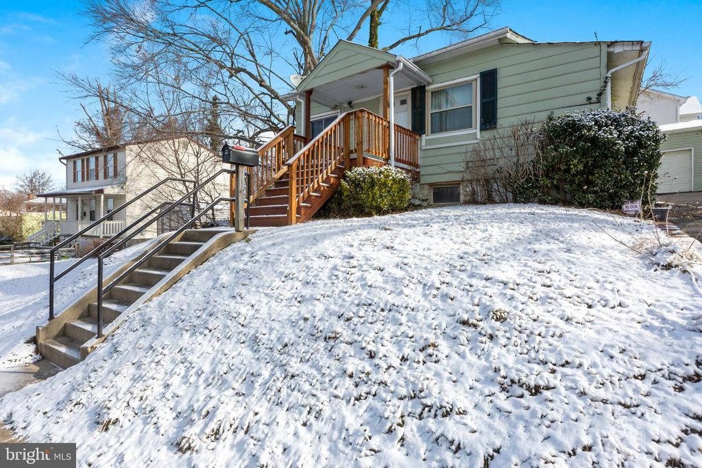 39 Quire Ave, Capitol Heights, MD 20743