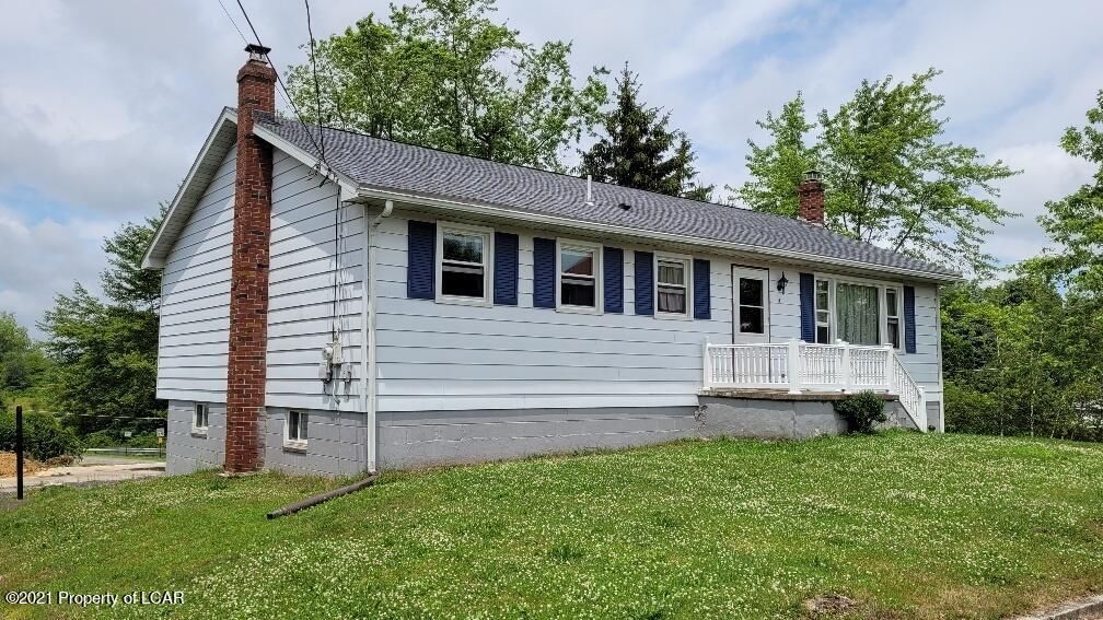 4 S Harrison St, McAdoo, PA 18237 Trulia