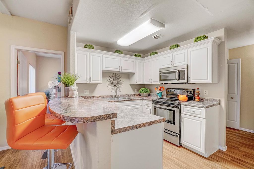 1930 N Country Club Dr, Mesa, AZ 85201