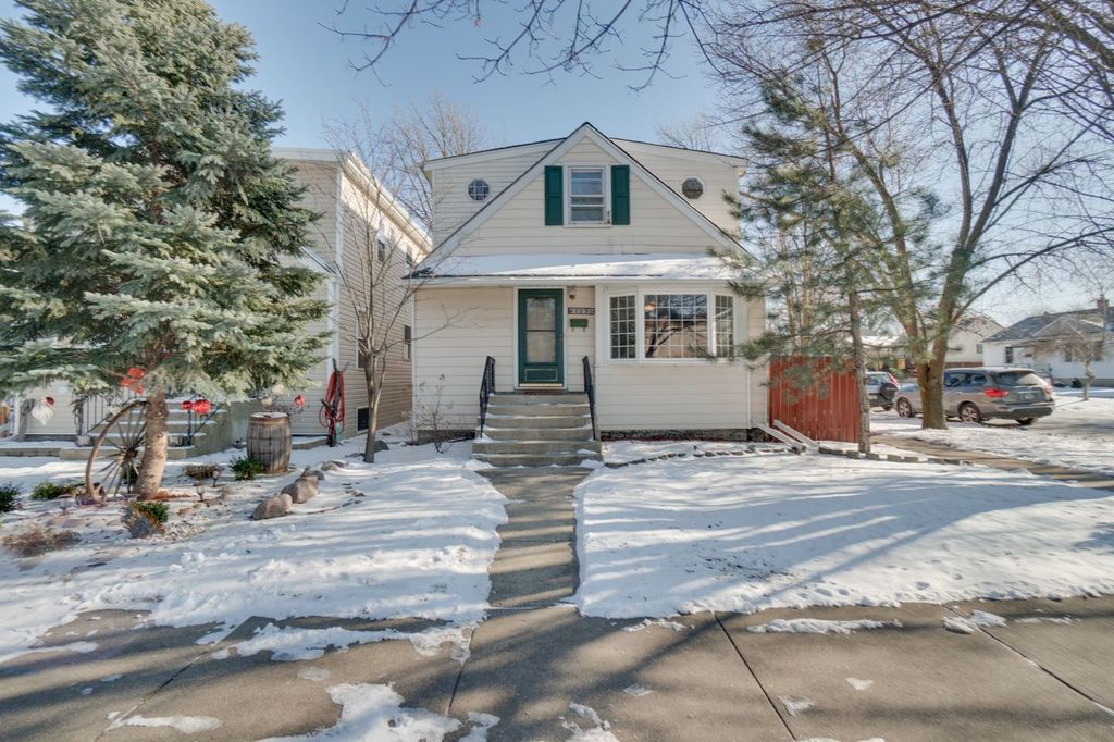 2235 Leyden Ave, River Grove, IL 60171