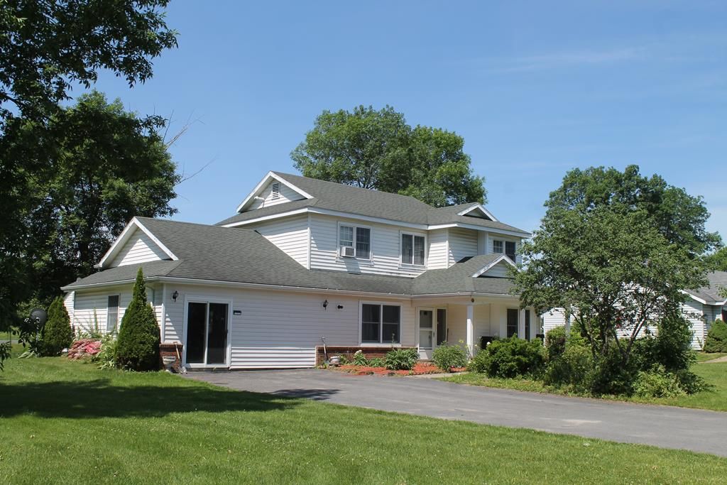 1 Heritage Dr, Plattsburgh, NY 12901