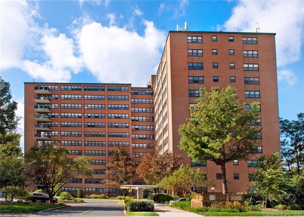 31 Woodland St #12P, Hartford, CT 06105