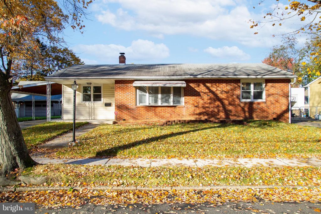 220 Wilson Ave, Mount Ephraim, NJ 08059