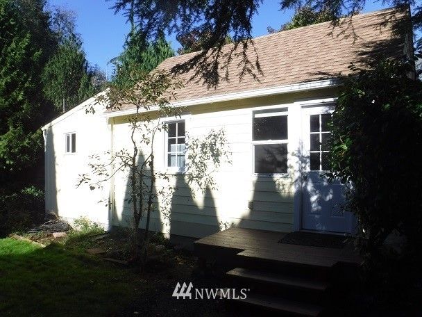 1417 Frederick St SE, Olympia, WA 98501