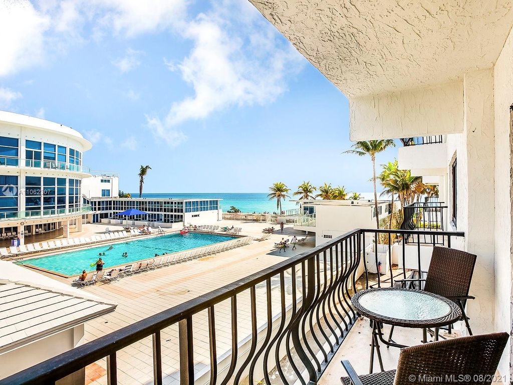 5415 Collins Ave #205, Miami Beach, FL 33140