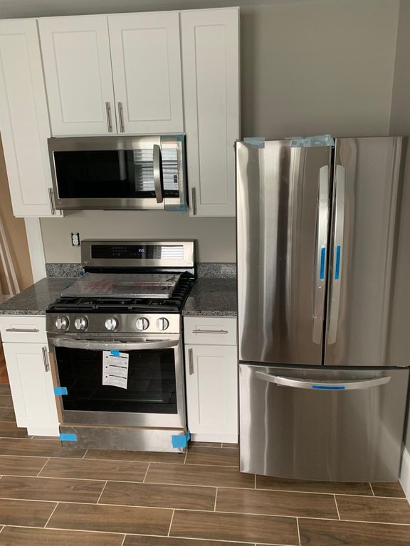 733 Hyde Park Ave #3, Roslindale, MA 02131